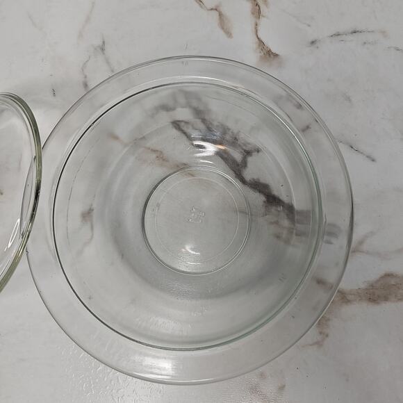 Vintage Hazel Atlas glass covered bowl - Picture 6 of 8